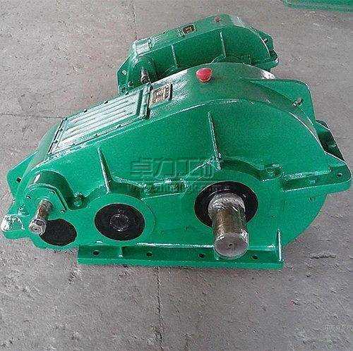 ZQD、ZSC(D)型大速比齒輪減速機(jī)